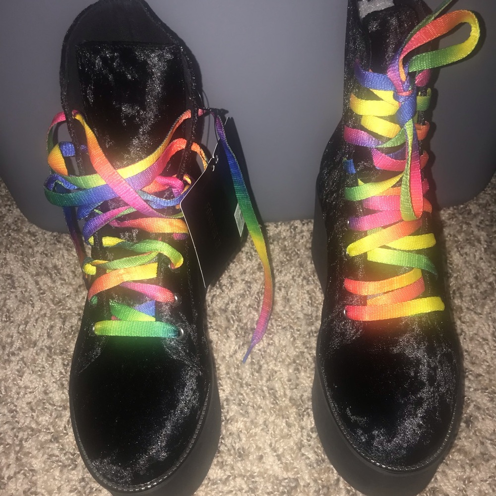 VELVET RAINBOW PLATFORM BOOTS